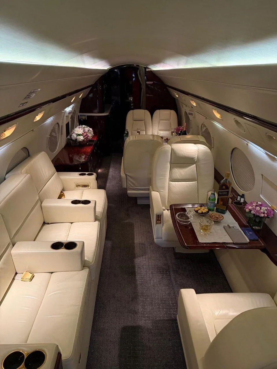 2002 Gulfstream GIV-SP interior